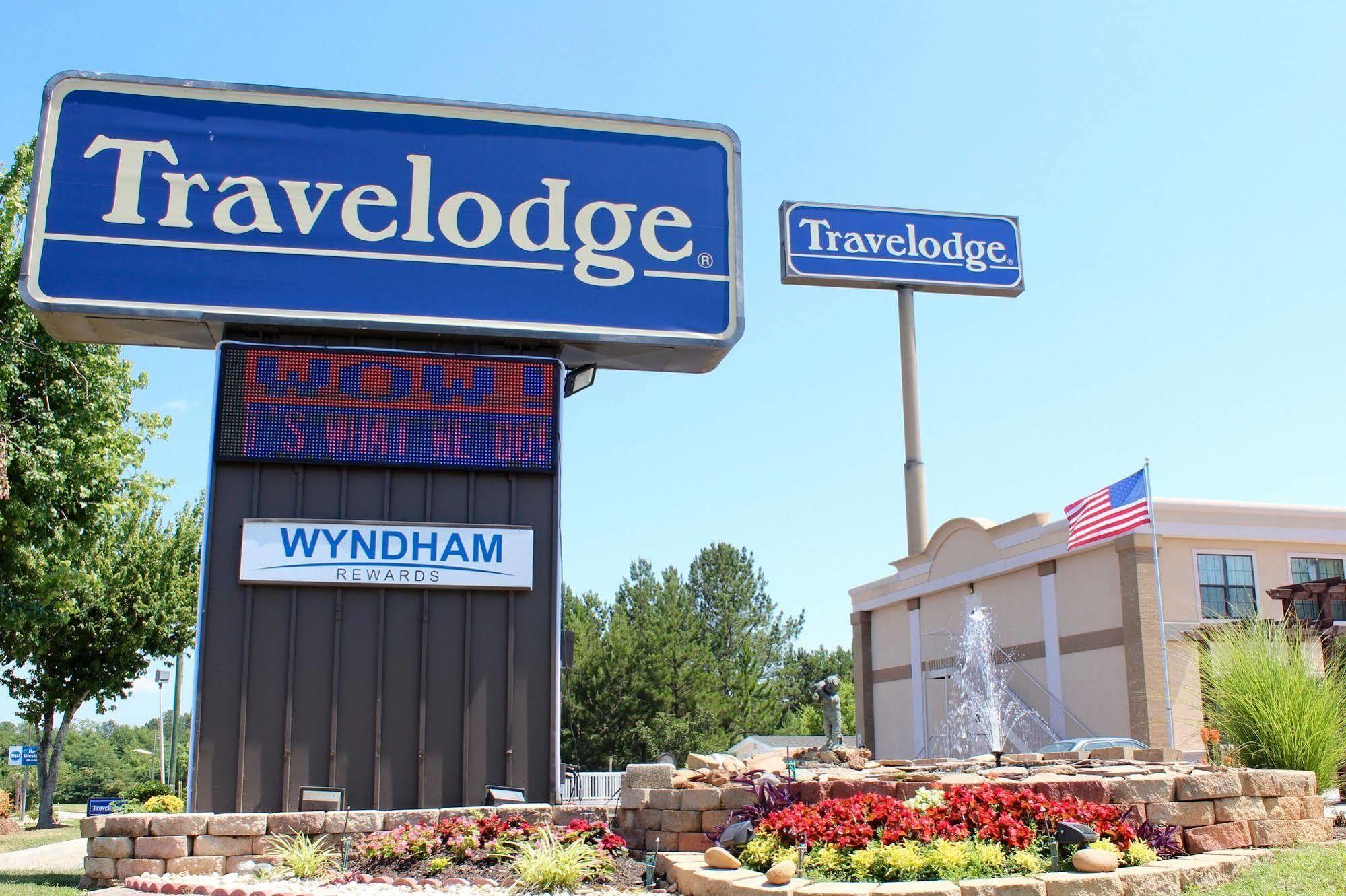 Travelodge By Wyndham Perry Ga Exterior photo